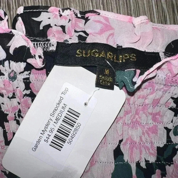 Sugarlips garden mystery smocked top. NWT. Size medium - Picture 5 of 5